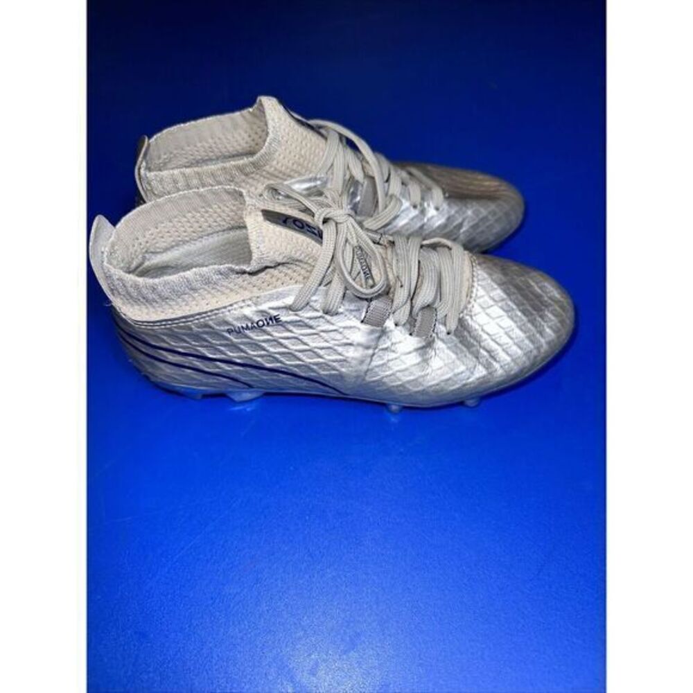 Puma One Chrome Cleats UK 1 Size 2 US.‎  Look Brand New!